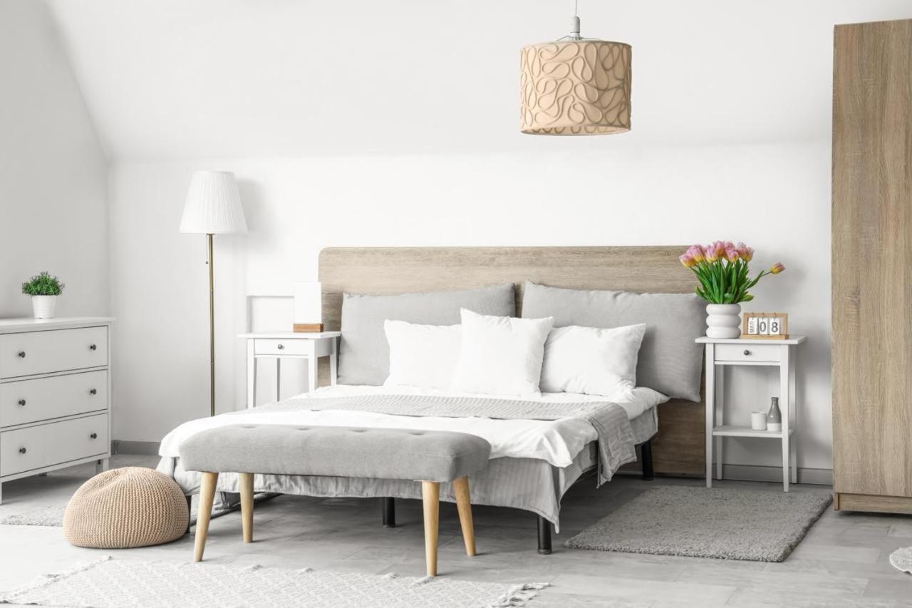 Prague Hotel Apartments Екстер'єр фото
