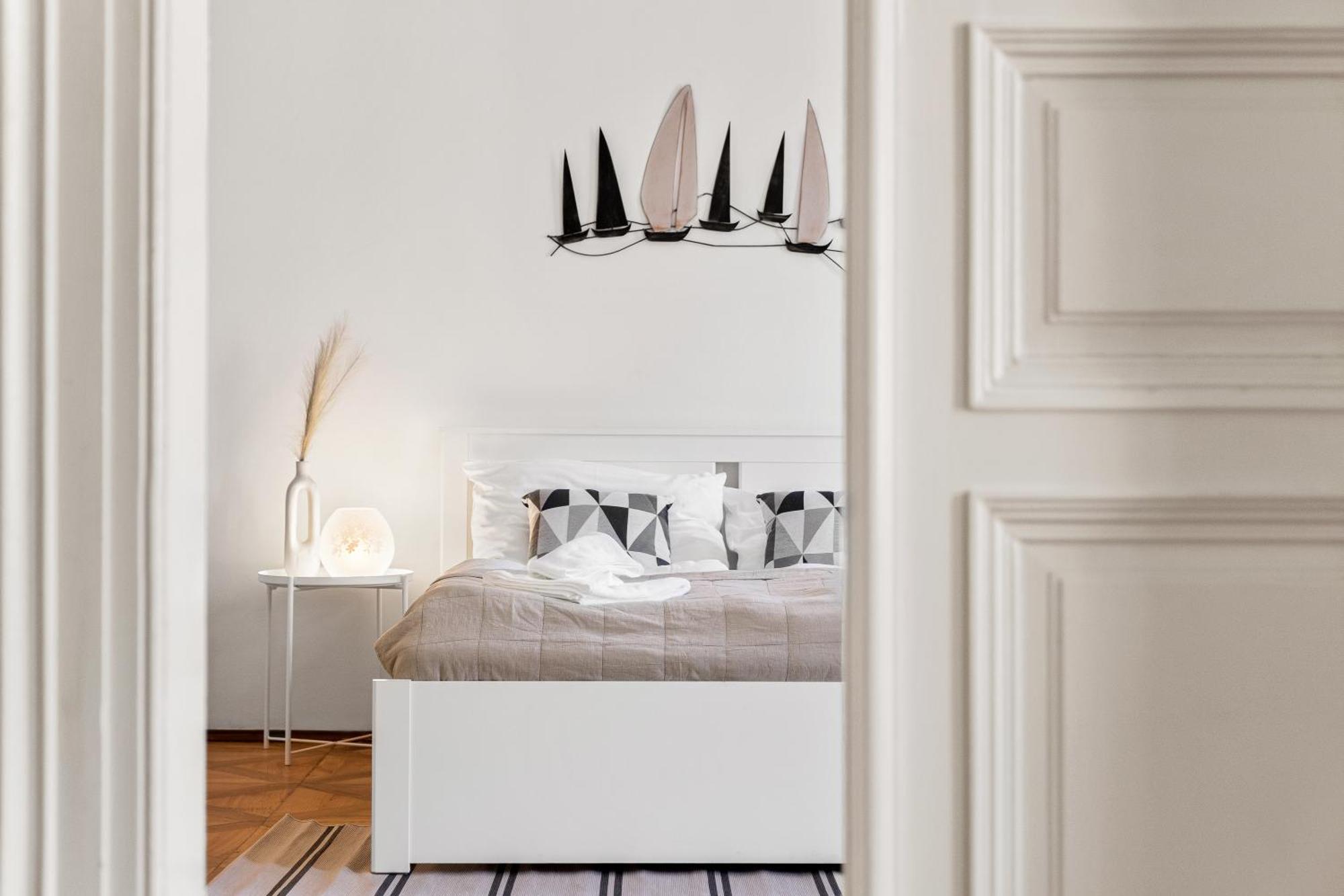 Prague Hotel Apartments Екстер'єр фото